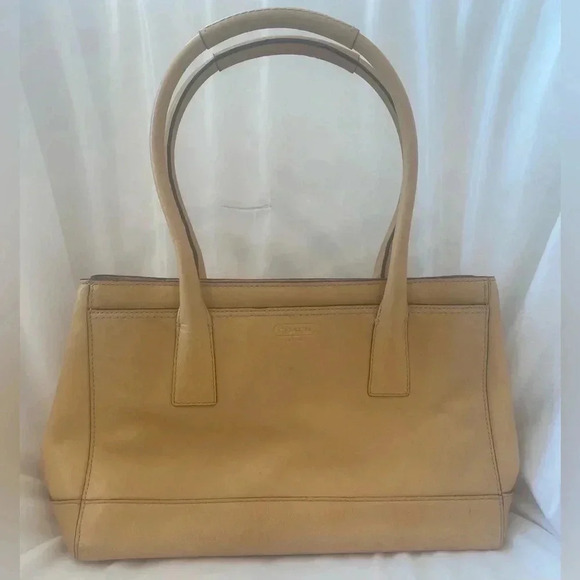 Vtg Coach Classic Madeline Tote Satchel Handbag Beige/Yellow Great Condition - Picture 2 of 12